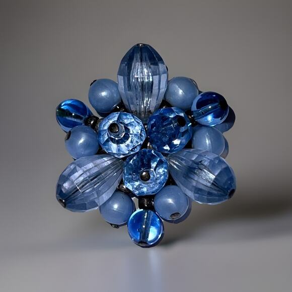 Vtg West Germany Clip On Earrings - Light Ice Blue Costume Cluster Faceted Beads - Picture 4 of 6